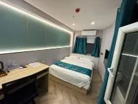Burqin Yanke Hotel (Passenger Terminal) - Balkoner