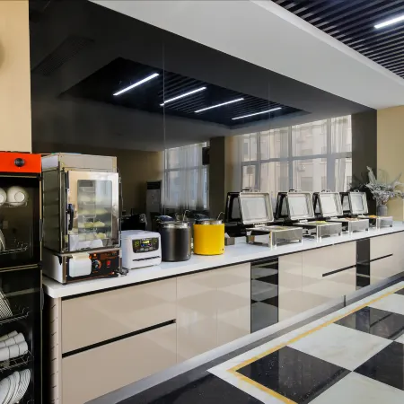GELI Hotel (Linyi Pingyi Yinhua Road)