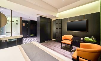 Yueweizhi·rong Hotel (Baoding Chaoyang North Street Wanda Plaza branch)