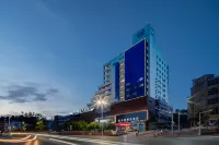 Huayi Series-Zhaoqing Guangning County Renmin Road Yueyun Bus Station Huayi Collection Hotel Hotels near Cuizhu Park