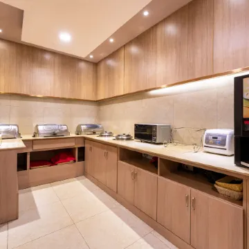 Grace Inn Ginza (Jinan Wenhua West Road Qianfoshan) Отели рядом с достопримечательностью «Источник Heihu»