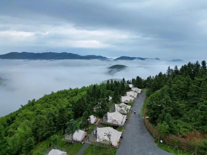 莫干山大白熊國際營地