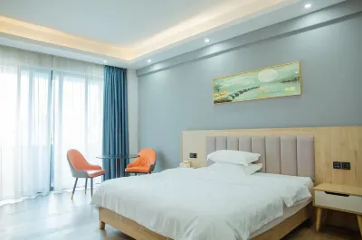 Qiongzhong Santaiyuanlong Business Hotel