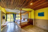 Dugong Village-Green Hotel - balcony