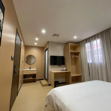 Grand View Hotel