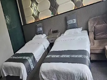 Linxia Haoting Intelligent Business Hotel (Binhe Road)