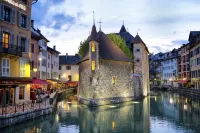 Comfort Aparthotel Les Hauts d'Annecy Hotels in Seynod