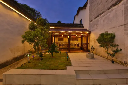 Hidden Residence·Zhenshui Holiday Courtyard Homestay (Wuzhen Dongzha Scenic Area)