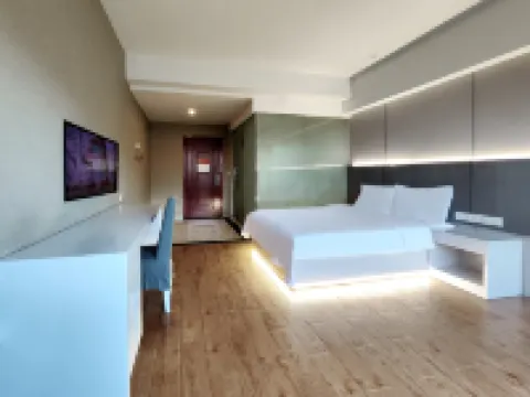 Jinglong International Hotel Hotels in Yanling