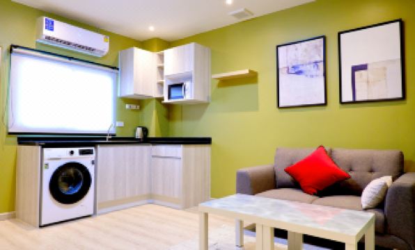 BEB Silom Condolette