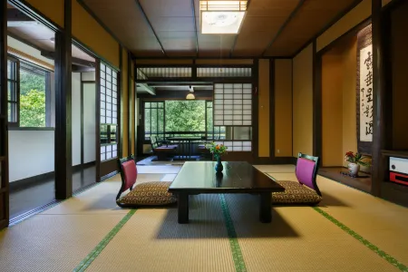 Kurokawaonsen Yamamizuki