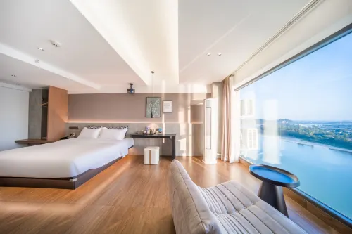 โรงแรมวิวแม่น้ำแลนด์สเคปยูธ