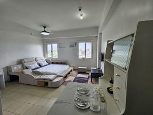 B&C Staycation by Smdc Cheer Residence