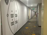 Lihua Town Business Hotel (Beijing Daxing Branch) Hotels near Daxing