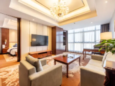 西寧長江国際ホテル（センター広場） 西寧のホテル