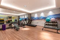 Golden Chau Apartment (Chaozhou Dongbao Plaza Zuoyicheng People's Square) - جاكوزي