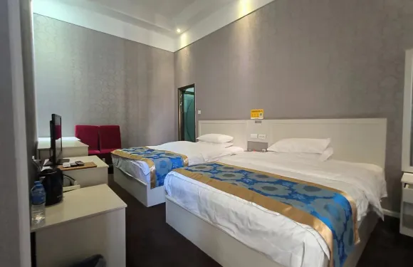 永仁皇朝商務酒店