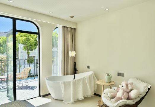 Wheatfield Watch House 수영장