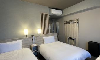 HOTEL ROUTE INN OOITAKAHAMA