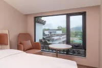 Hanting Hotel (Huangshan Hongcun Scenic Area) Hotel di Provinsi Yi