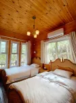 Qingguo Tree House Camping Hotel
