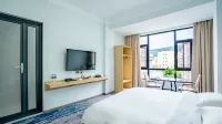 Mile Huahai Homestay (Huquan Ecological Park)
