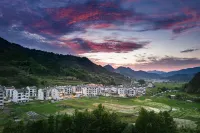 Wuyuan huangling Senman · Luxury luxury time designed accommodation Hotel di 