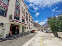 HaiCi Hotel Hotels in Derong