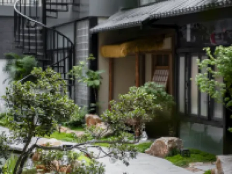 The Hidden House (Cheng Du Kuanzhai Alley People's Park Subway Station Branch) Hotels near Jinli Street