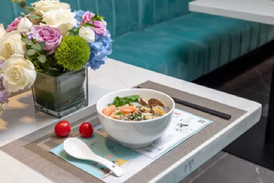 Xana Hotelle Hotel (Fuzhou Pingtan Longwangtou Beach)