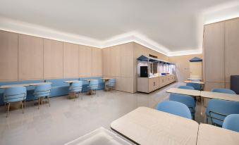 Elan Hotel(Cangzhou Nanpi Xinhe commercial building hotel