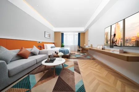 Citadines DD Port Dalian Отели рядом с достопримечательностью «Kaifaqu Walking Street»