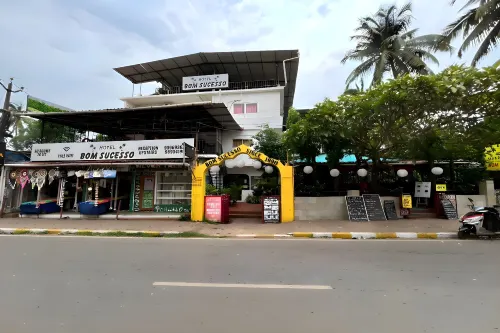 Hotel Bom Sucesso, Candolim Beach
