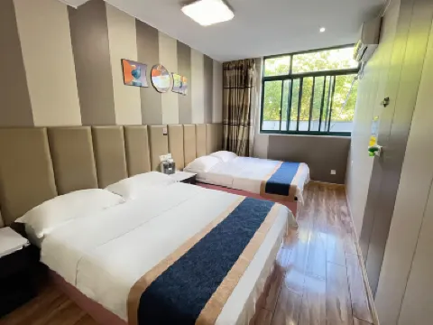 Beifang Yinghao Business Hotel (Shanghai Pudong Airport) Hotels in 