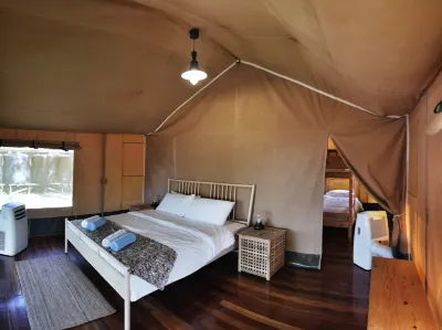 Ara Dinawan Island Resort Hotels in Papar