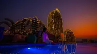 R蓉悅ホテル（告莊西雙景星光ナイトマーケット） - インフィニティプール