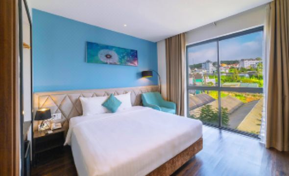Stillus Boutique Dalat Hotel