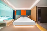 Chaoxin Light Luxury Hotel (Shantou High-Speed Railway Station)