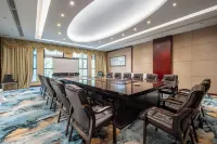 Silverhall Grand Hotel Hotels in Qichun