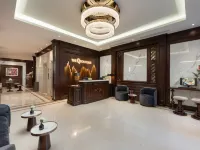 The Q Boutique Hotel Hotels near Pho Co