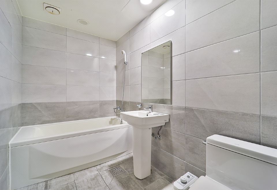 3. 안양 리베라..