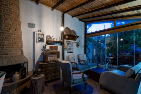 Ephesus Lodge Отели рядом с достопримечательностью «Soke Vocational School»