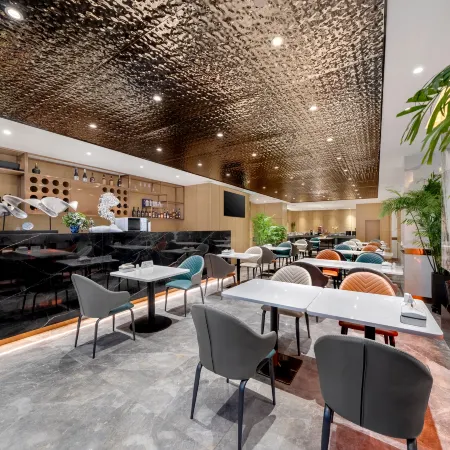 CHEERMAY Hotel (Qiqihar Baihuo Dalou Zhonghuan Guangchang)
