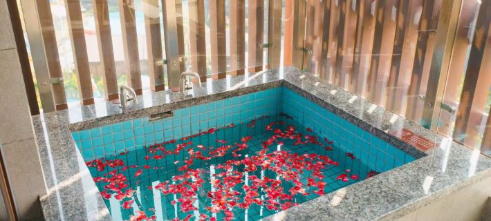 Fanhua Pavilion • Private Hot Spring • Boutique Stay (Gupo Mountain Distribution Center) Hotel a Hezhou