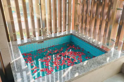 Fanhuage Hot Springs Homestay (Guposhan Jisan Zhongxin) Hotels near Jade Stone Forest