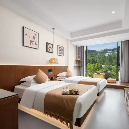 Runisuoyuan Smart Hotel (Wudang Mountain Scenic Area Ticket Office)
