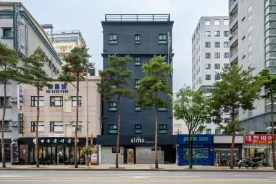 阿爾瑪飯店 Chungmu Arts Center附近的飯店