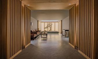Dongfang Jinchen Hotel