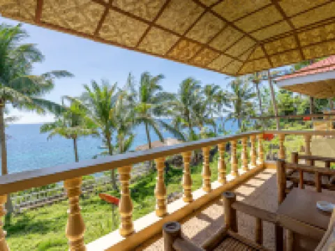 Blue Star Dive and Resort Hotels in Anda