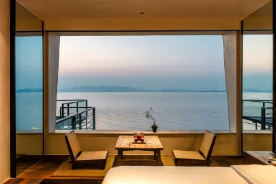 Wangting·Sunset at Lake Zero (Suzhou Taihu Lake) Hotels near Dongshan Shopping Mall